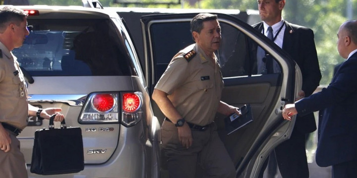 Los suicidios de soldados aumentan el malestar de las Fuerzas Armadas con Presti