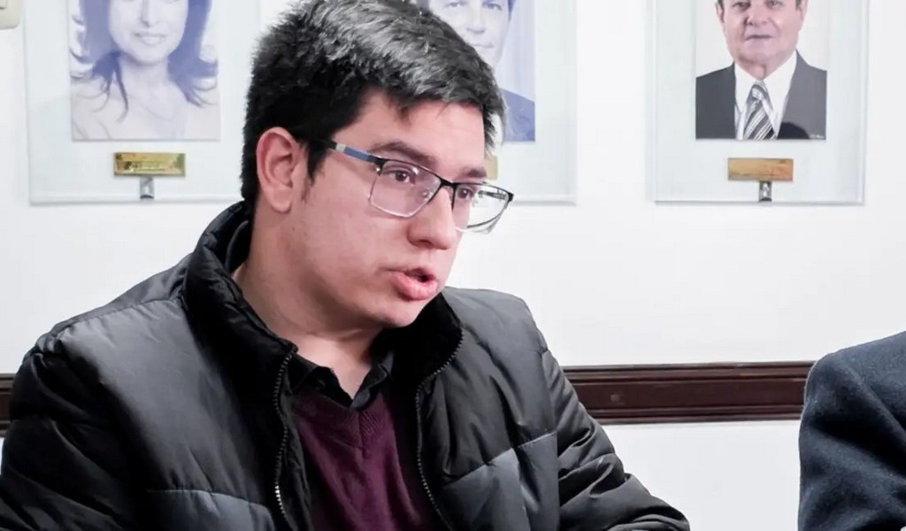 Imputan al exconcejal libertario Pablo López por violencia física, psicológica y económica contra una mujer