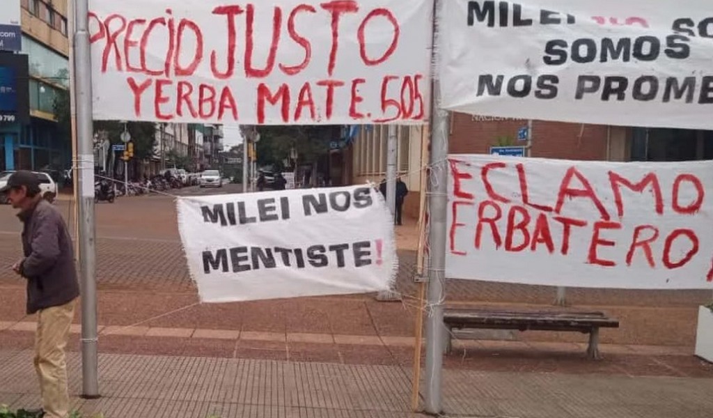 Misiones: Karina Milei fue recibida con una protesta